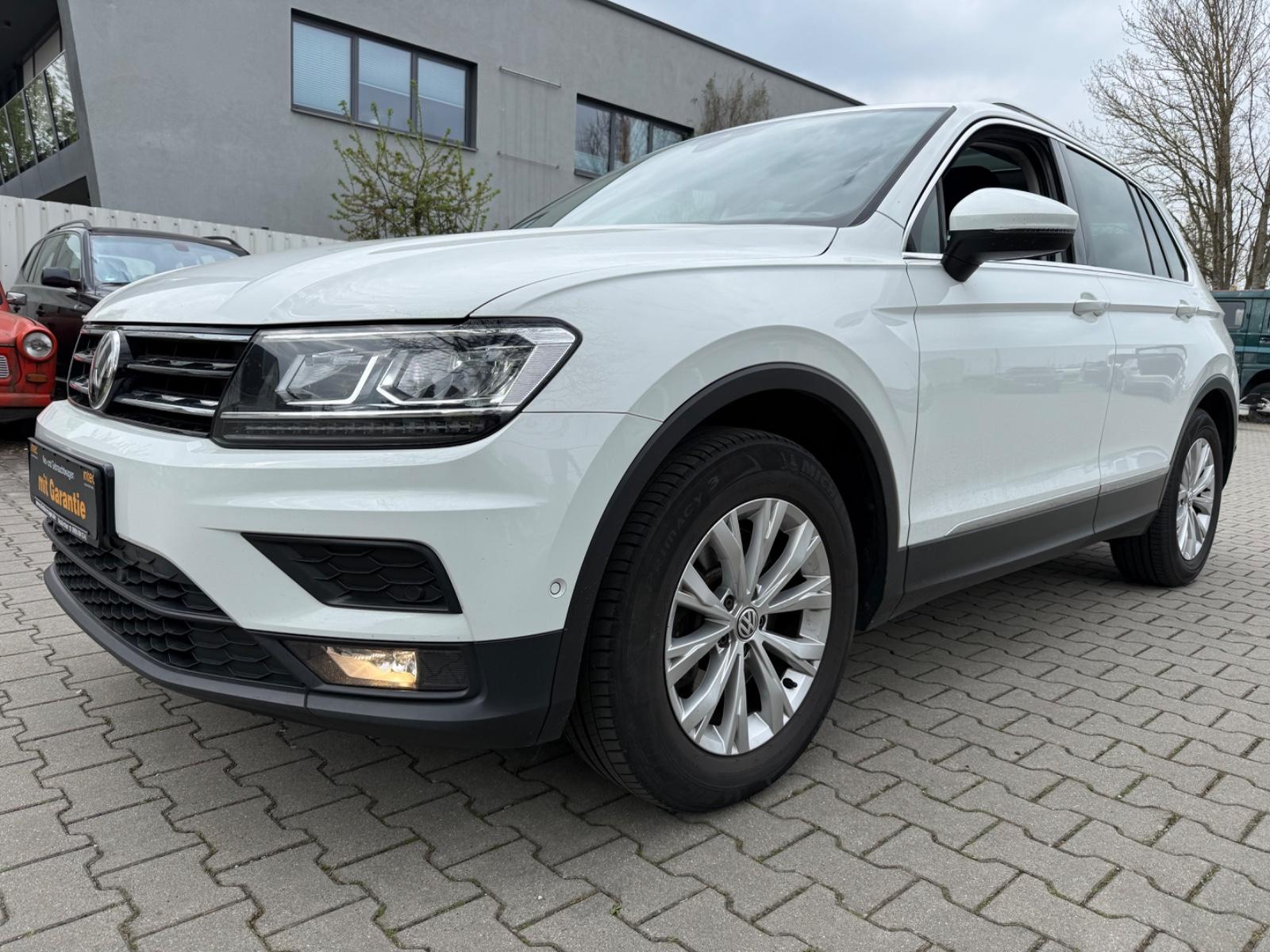 Volkswagen Tiguan Comfortline 4Motion DSG AHK 2500kg LED **