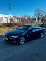 BMW e93 330 D - BMW 3er-Reihe E93 mit Diesel-Antrieb