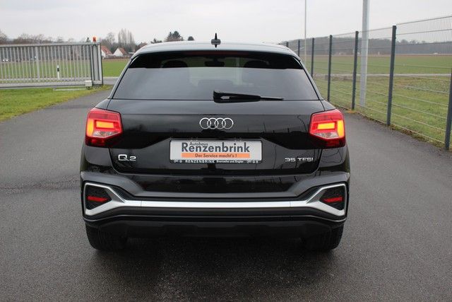 Q2 35 TFSI S line S-tronic AHK Navi