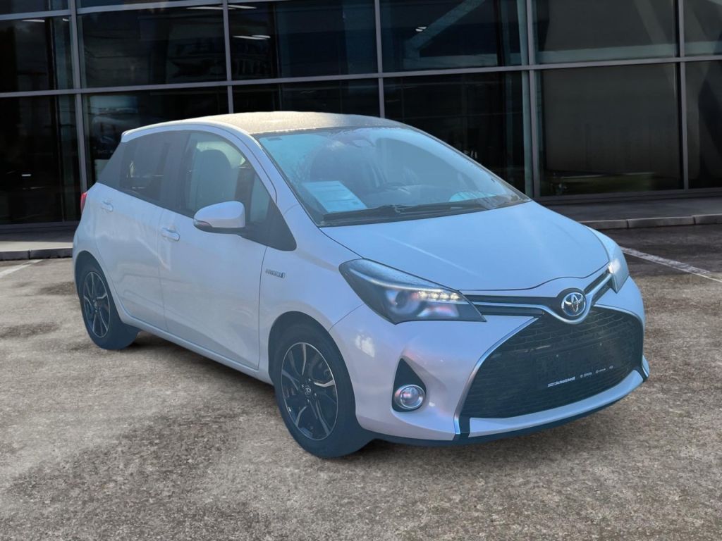 Fahrzeugabbildung Toyota Yaris Hybrid 1.5 VVT-i Lounge