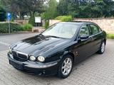 Jaguar X-Type 2,0 TÜV neu Inspektion neu - Jaguar X-Type in Frankfurt (Main)