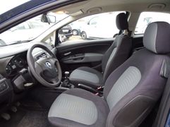 Fahrzeugabbildung Fiat Grande Punto 1.4 8V Dynamic TÜV-NEU / ZAHNRIEMEN