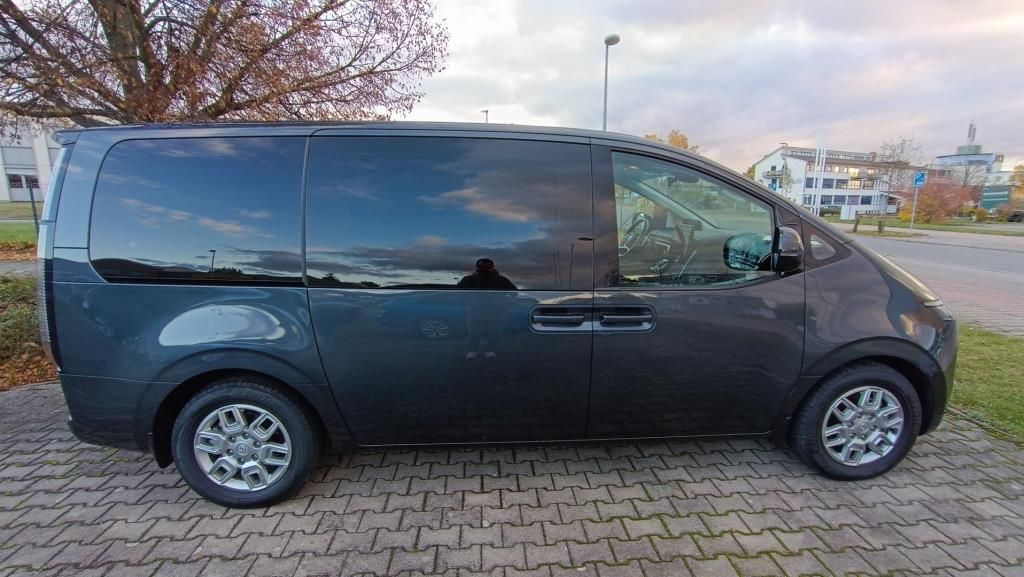 Autohaus Zimpel & Franke -  Hyundai STARIA 2.2 CRDi Trend 9-Sitzer Navi Kamera LED - Bild 4