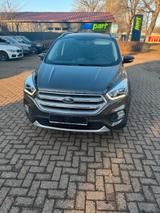 Ford Kuga Cool & Connect AHK 1. Hand - Ford Gebrauchtwagen in Oldenburg