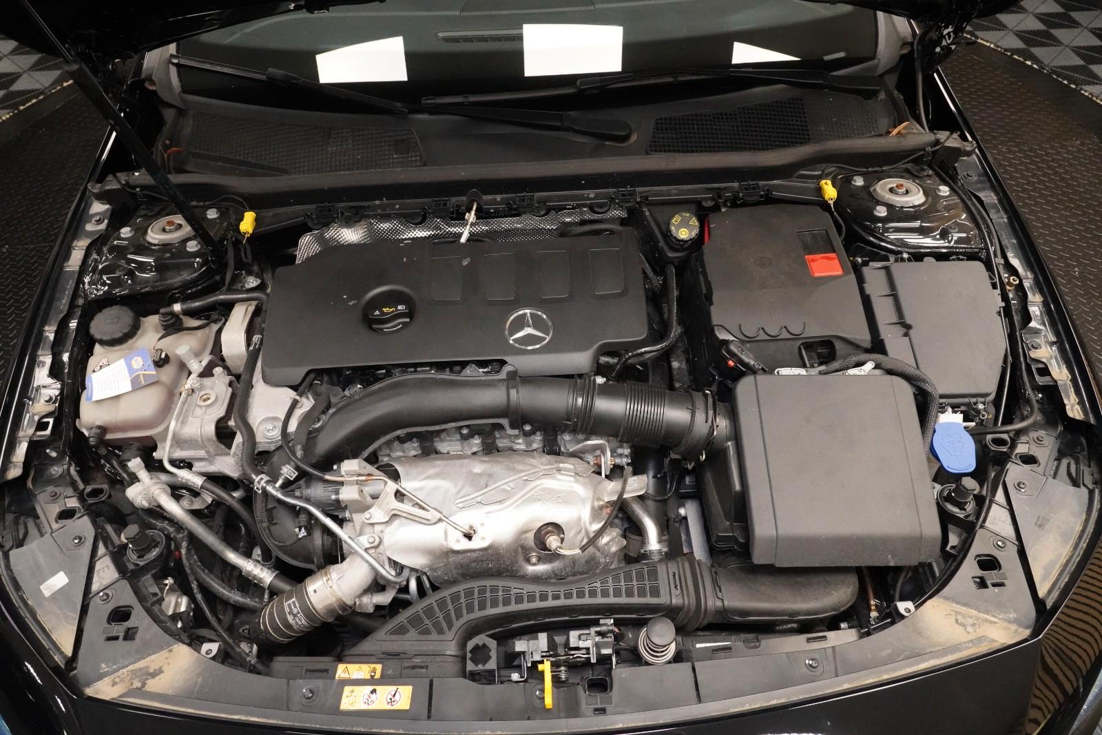 Mercedes-Benz A 250 +LED+MBUX+CARPLAY+DAB+CARBON+AUG. REALITY+