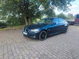 BMW 320i - e90 facelift  - BMW 320: 320i E90