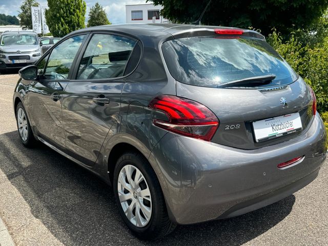 PEUGEOT 208 Active
