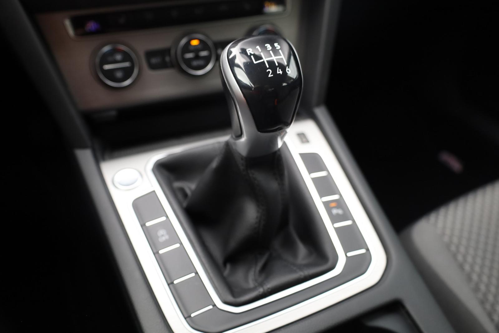 Volkswagen Passat 1.5 TSI Comfortline LED ACC Navi, миниатюра 21