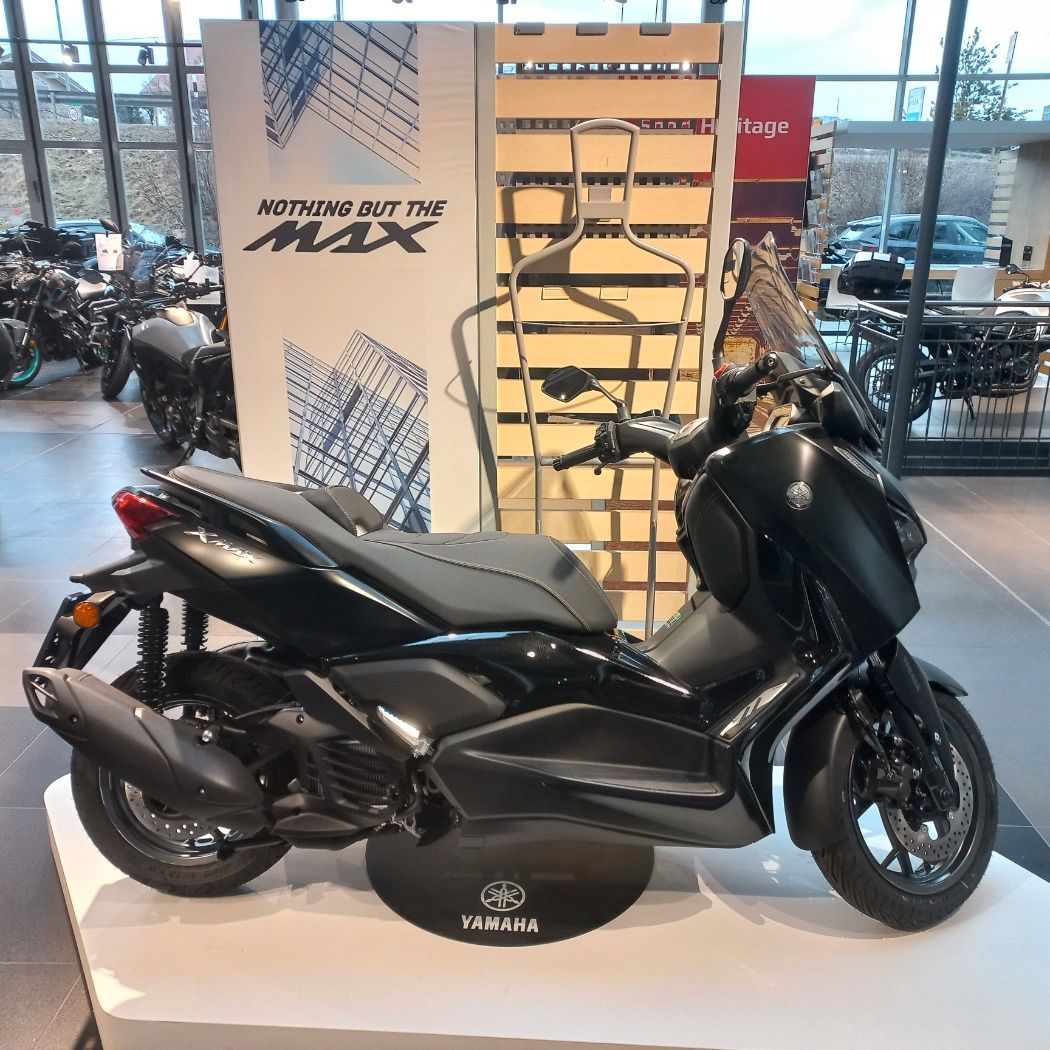 Fahrzeugabbildung Yamaha X-Max 125 Tech Max Modell 2023