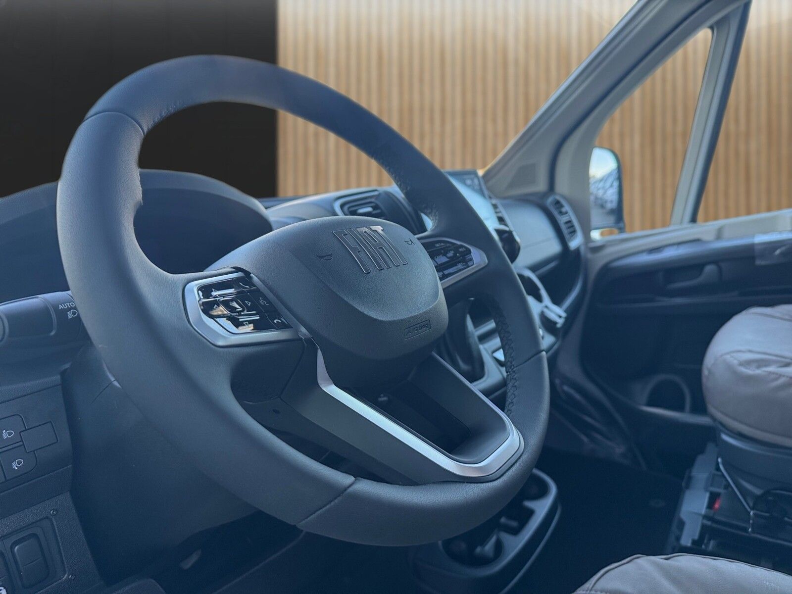 Fahrzeugabbildung Eura Mobil Profila RS PRS 720 EB RückfahrCAM, 180 PS Autom.