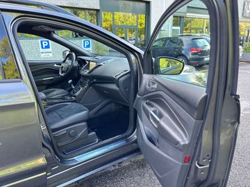 Ford Kuga - 8