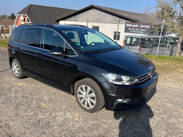 Volkswagen Touran 1.6 TDI SCR DSG Comfortline BMT 7 person