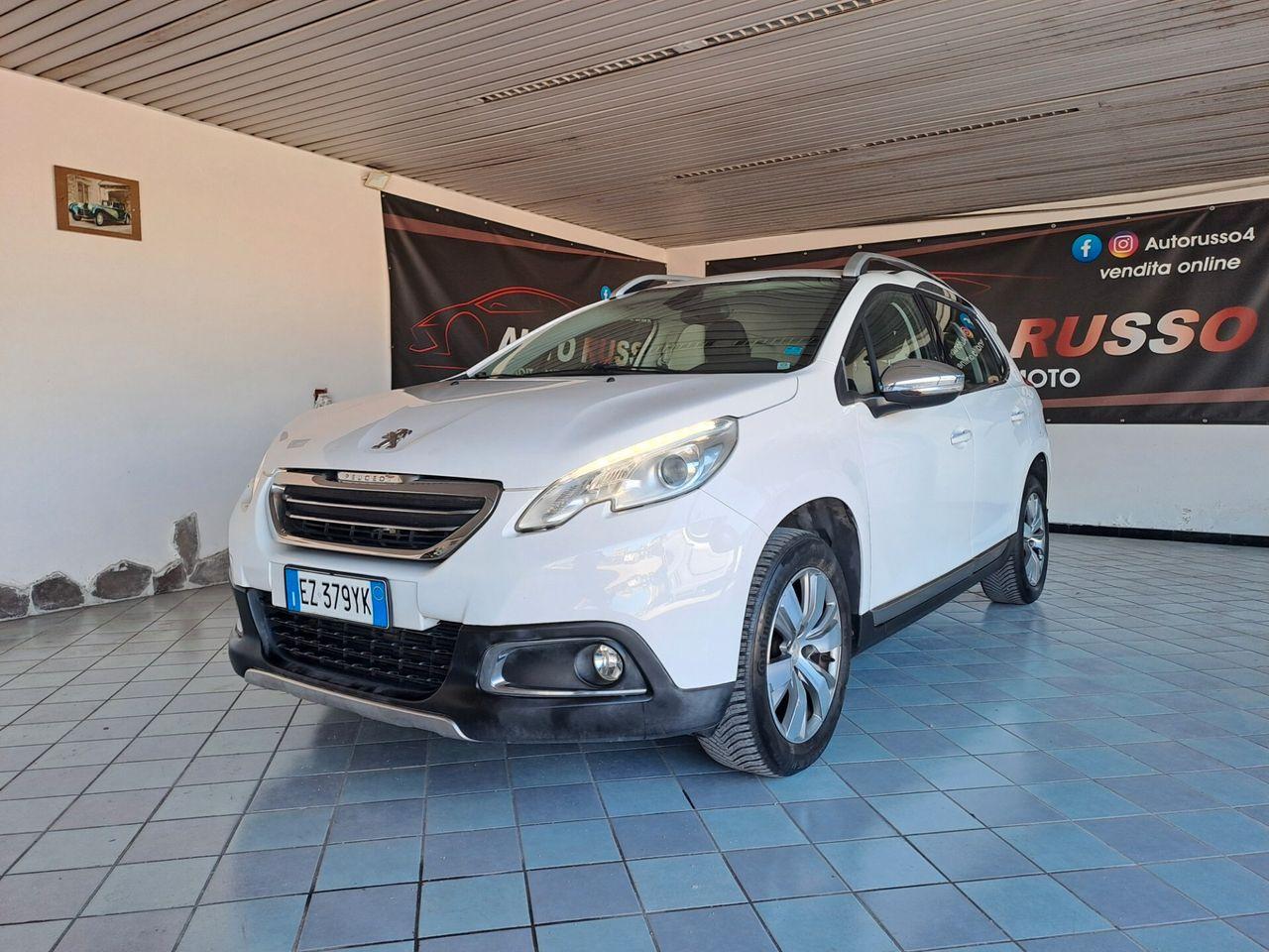 Peugeot 2008 2015 — rear view