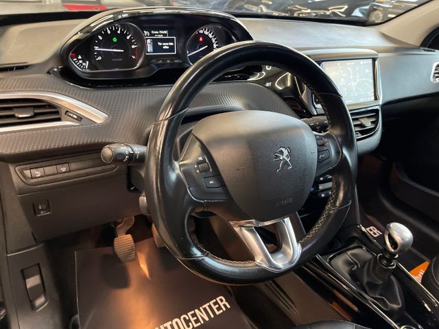 MYAUTOCENTER – Gebraucht- und Jahreswagen mit Werkstattservice in Pfaffenhofen Peugeot 2008 Allure *1. Hand*Kamera*Klima*Navi*SHZ*