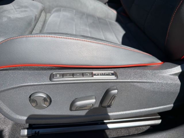 ID.3 GTX 79 kWh FIRE&ICE REAR VIEW IQ LIGHT AHK