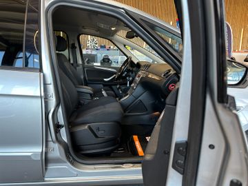 MYAUTOCENTER – Gebraucht- und Jahreswagen mit Werkstattservice in Pfaffenhofen Ford S-Max *MEMORY*SitzHZ*2-ZONEN*StandHZ*