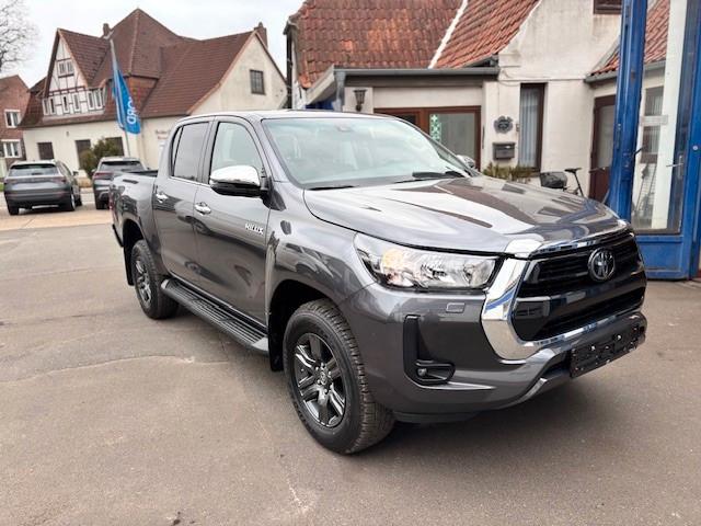 Toyota Hilux Double Cab  4x4 SH Navi Kamera Autom.