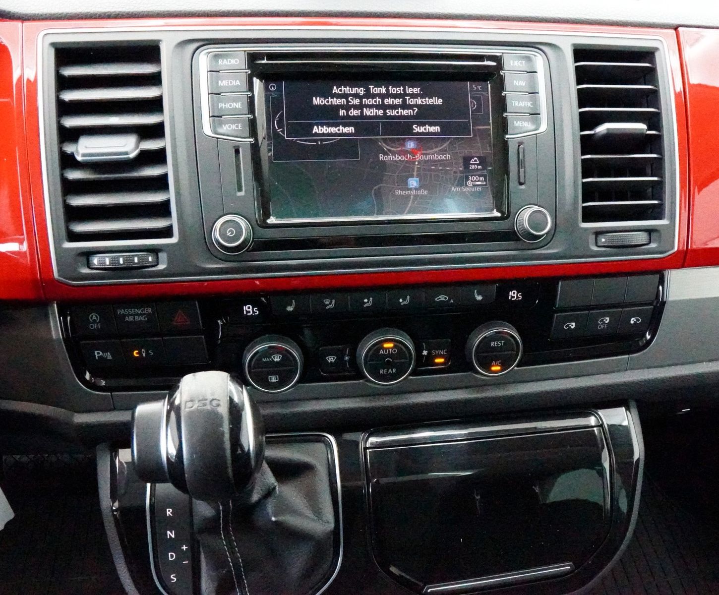 Fahrzeugabbildung Volkswagen T6 Multivan Generation Six *Aut.*Navi*AHK*