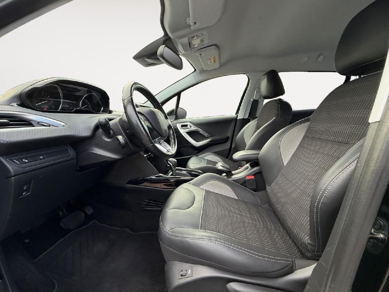 Fahrzeugabbildung Peugeot 2008 Allure
