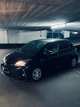 Toyota Yaris 1,5 Hybrid Business Edition (BJ 2019)  - Toyota Yaris Gebrauchtwagen in Berlin