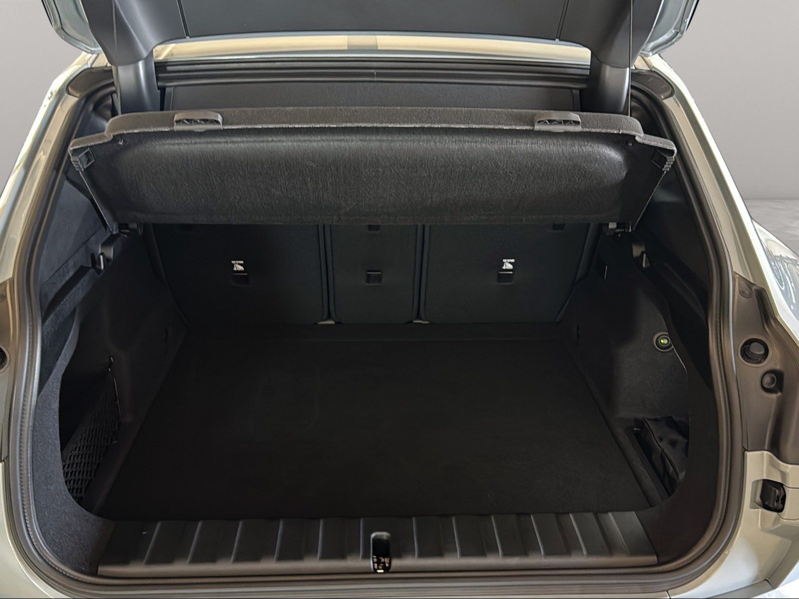 BMW iX2 - Bild 15