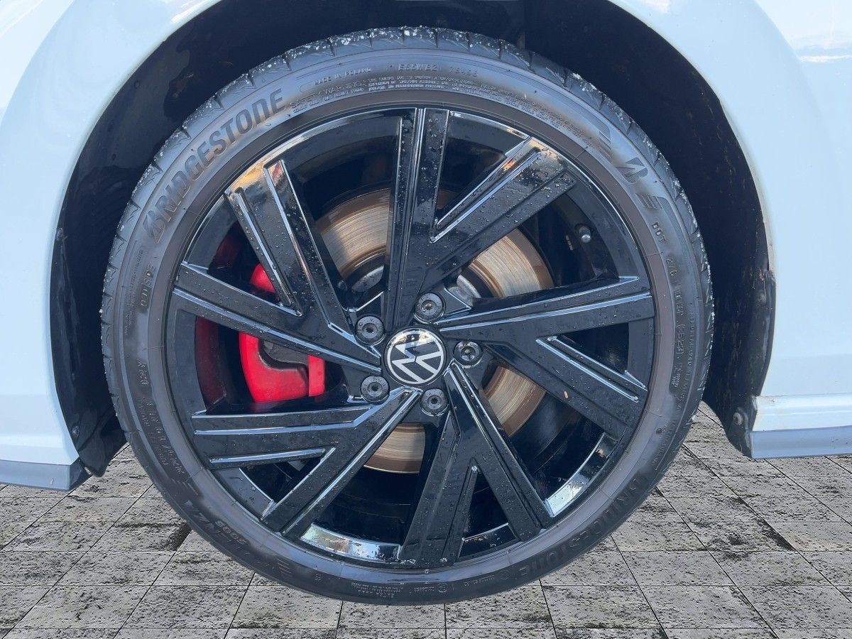 Volkswagen Golf - Bild 8