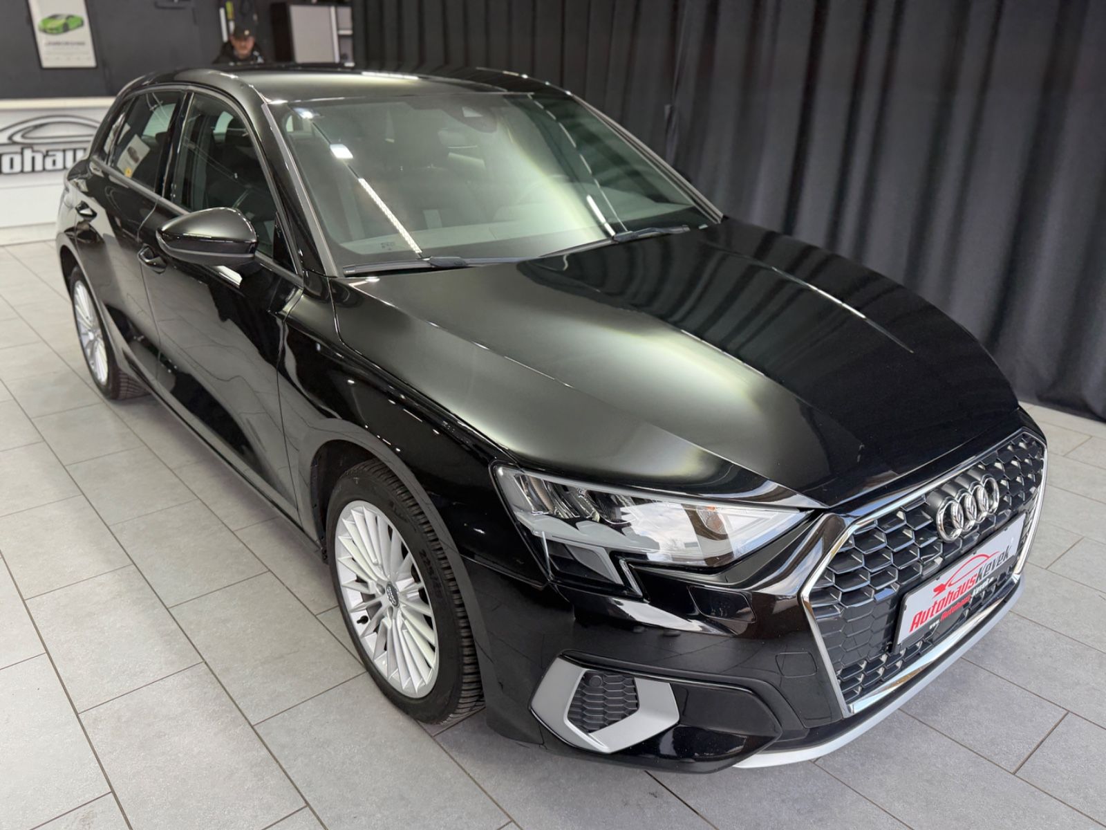 Fahrzeugabbildung Audi Audi A3 35 TDI Sportback advanced|AUTOMATIK|NAVI