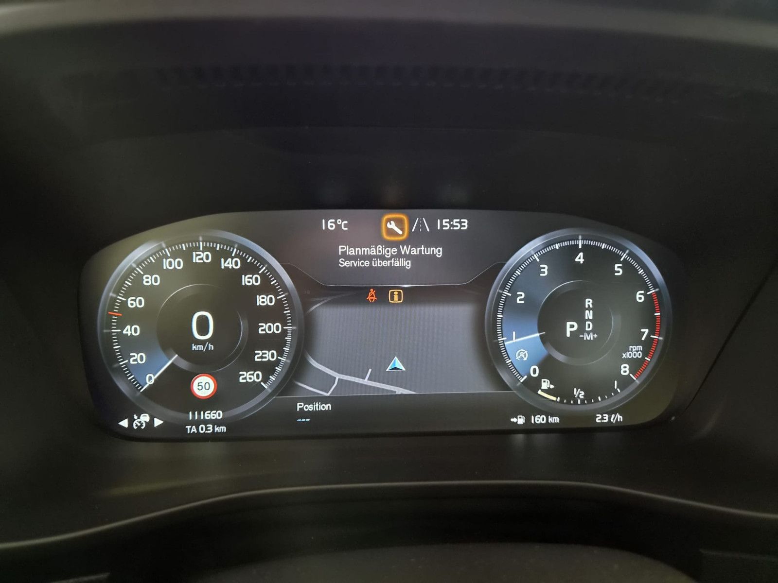 Fahrzeugabbildung Volvo XC 40Momentum AWD / H&K Sound / 1. Hand / S-HEFT