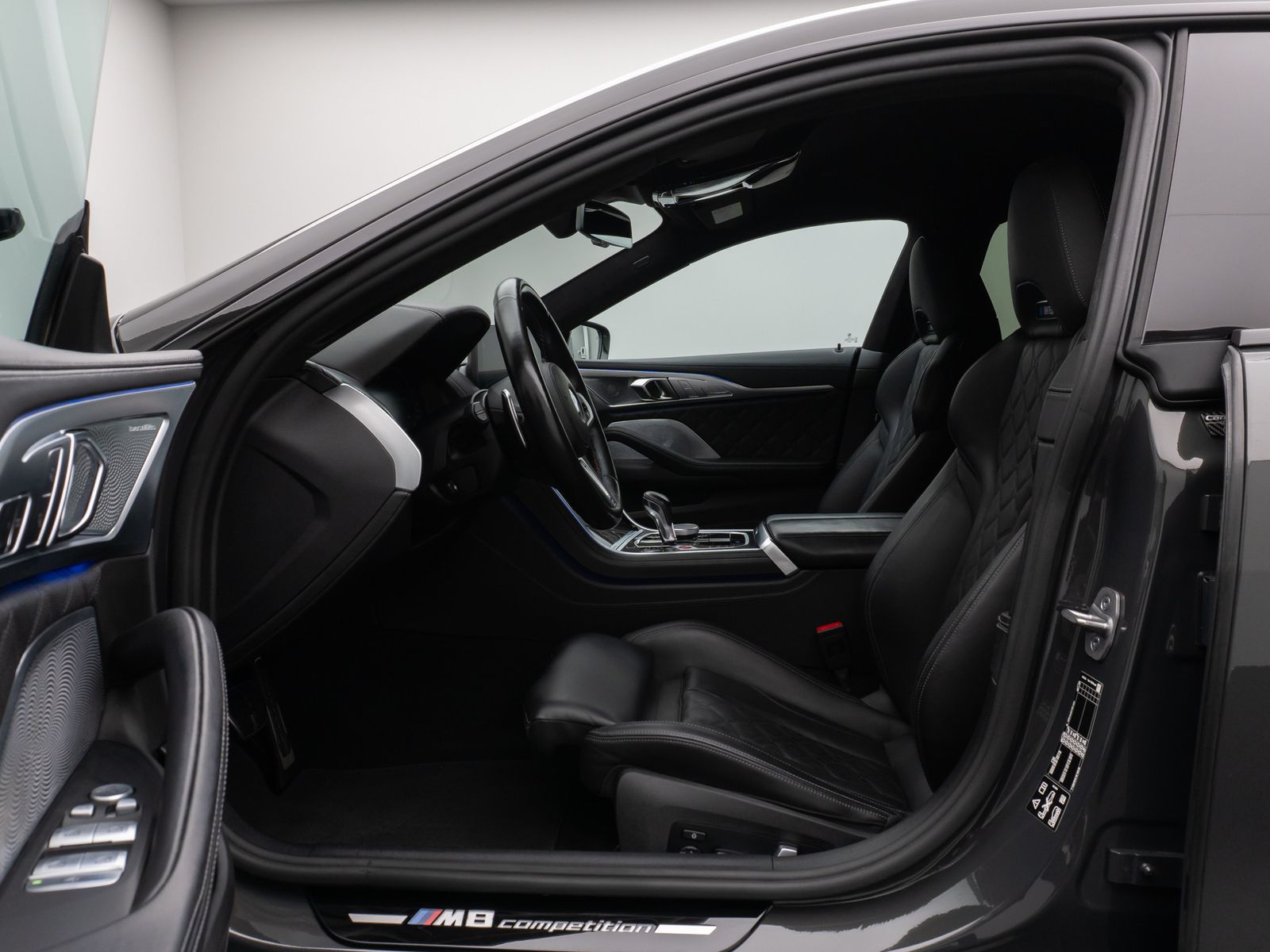 Fahrzeugabbildung BMW M8 Competition xD Gran Coupé SoftCL 360°TV Laser