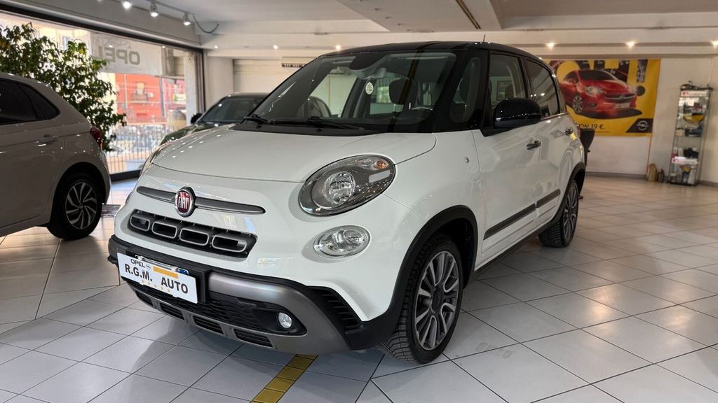 Image of Fiat 500L Cross