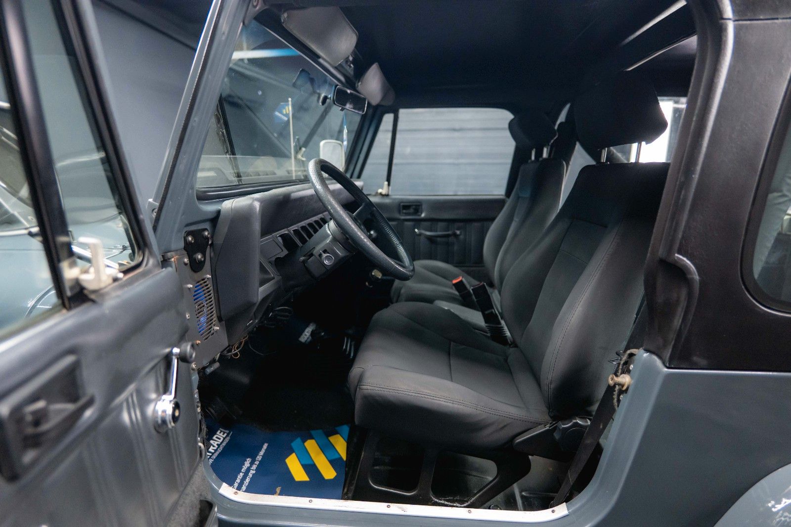 Fahrzeugabbildung Jeep Wrangler 4.0 Offroad 4x4 H-Zulassung *HardTop*