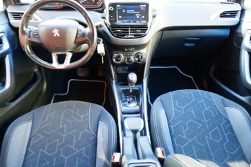Fahrzeugabbildung Peugeot 2008 Active #Zahnriemen bei 78Tkm erneuert.