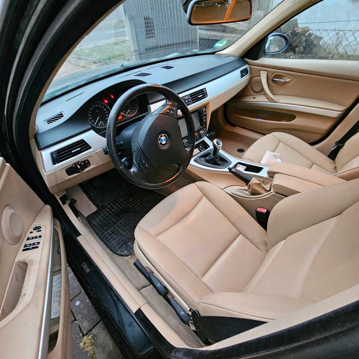 BMW 320 2007 — photo 10