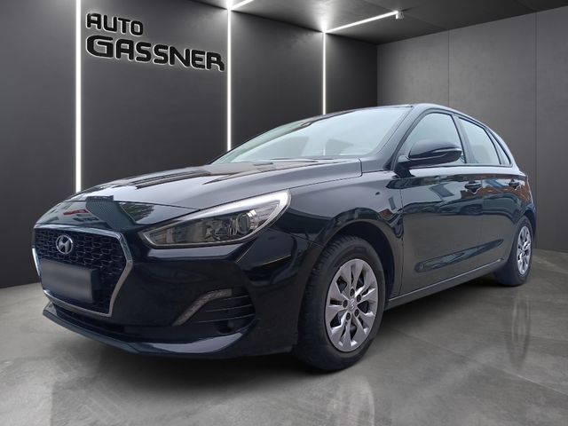 Hyundai i30 1.4 M/T100 PS Navi RFK PDC Sitzheizung