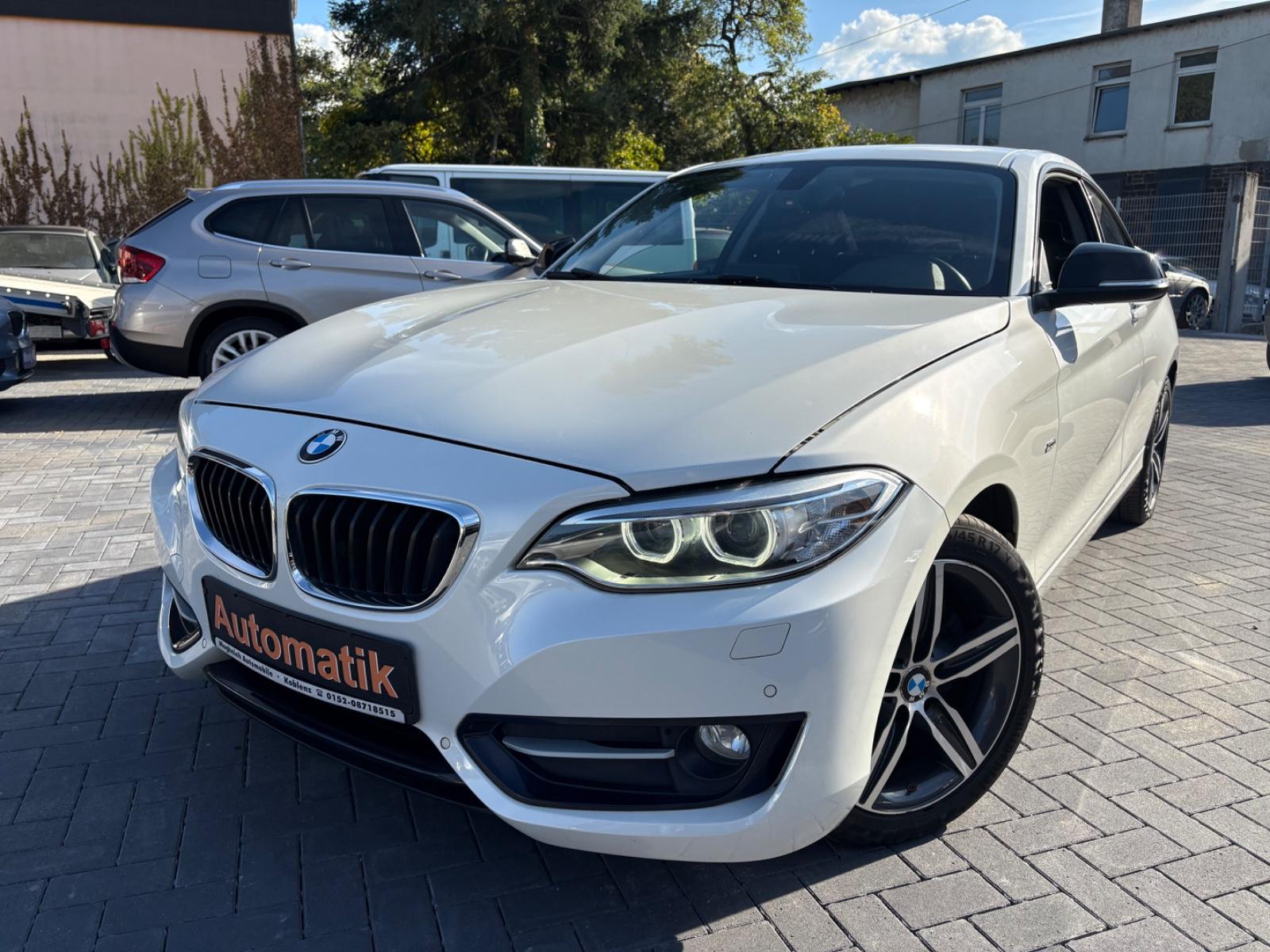 BMW 220 Baureihe 2 Coupe 220 i Sport Line Navi Klima