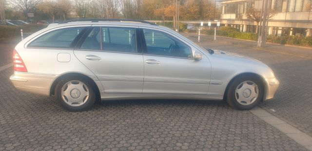 Mercedes-Benz C 200 KOMPRESSOR T AVANTGARDE