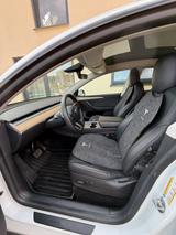 Tesla Model Y Long Range Dual Motor AWD Long Range - gebrauchte Tesla Model Y aus dem Jahr 2022