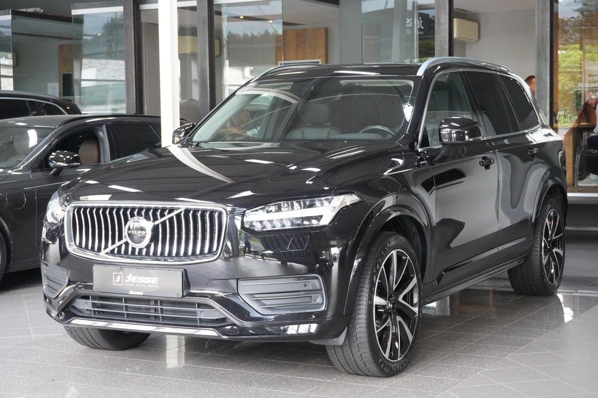 Volvo XC90  B5 AWD Momentum Pro LED ACC PANO H&K AHK