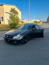 Mercedes-Benz Mercedes Benz CLS 500 V8 W219 | Matt Schwa... - gebrauchte Mercedes-Benz CLS 500 aus dem Jahr 2004