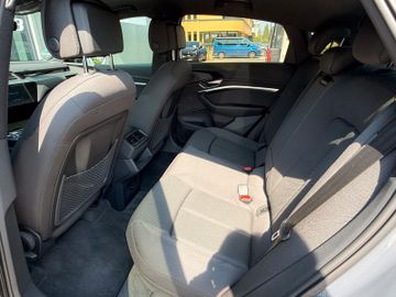 Audi Q8 - 9