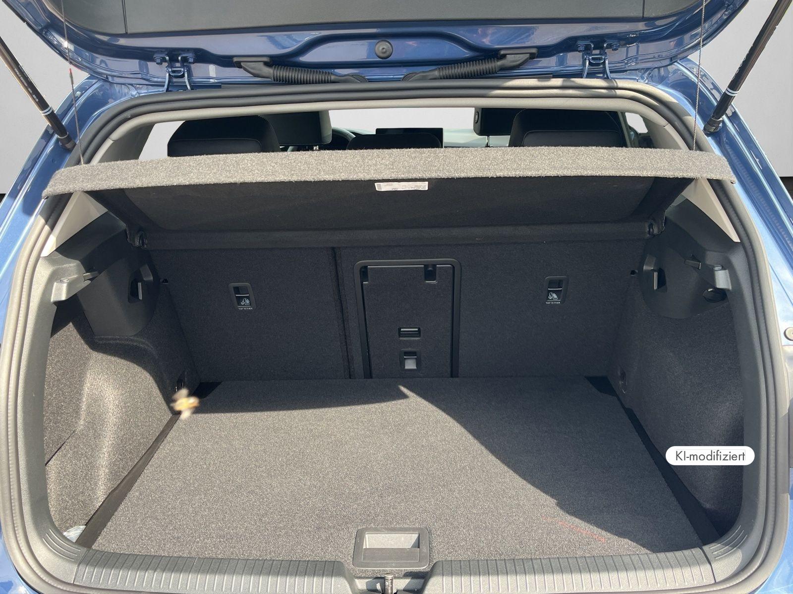 Volkswagen Golf VIII 1,5 TSI Energy NAVI/RFK/LED/PDC/Sitzhe, миниатюра 16