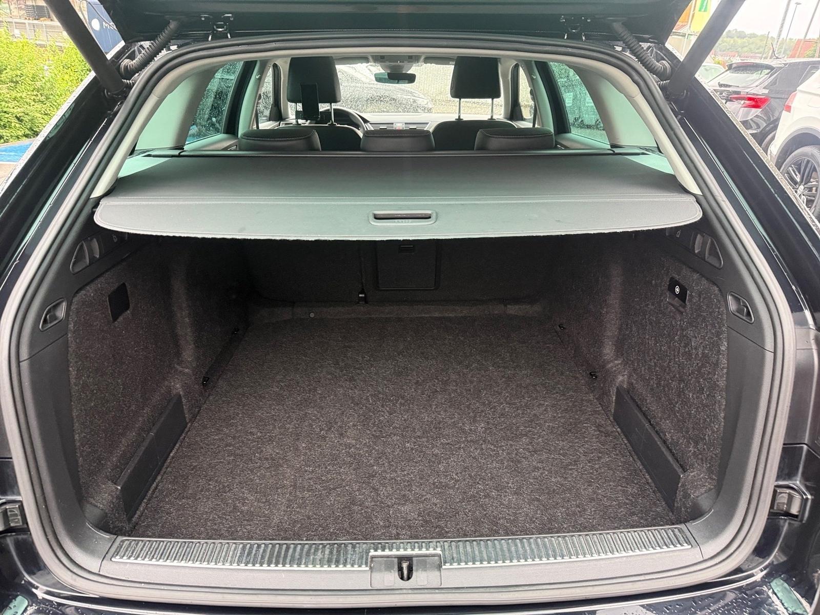 Skoda Superb Combi *STHZ*PANO*NAVI*LEDER*KAMERA*MATRIX, миниатюра 12