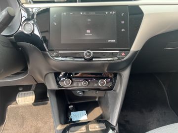 Opel Corsa e Facelift Edition +LED+SHZ+LM+PDC+