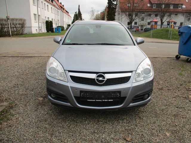 Opel Vectra C Caravan Edition/TÜV NEU/8f-Bereift