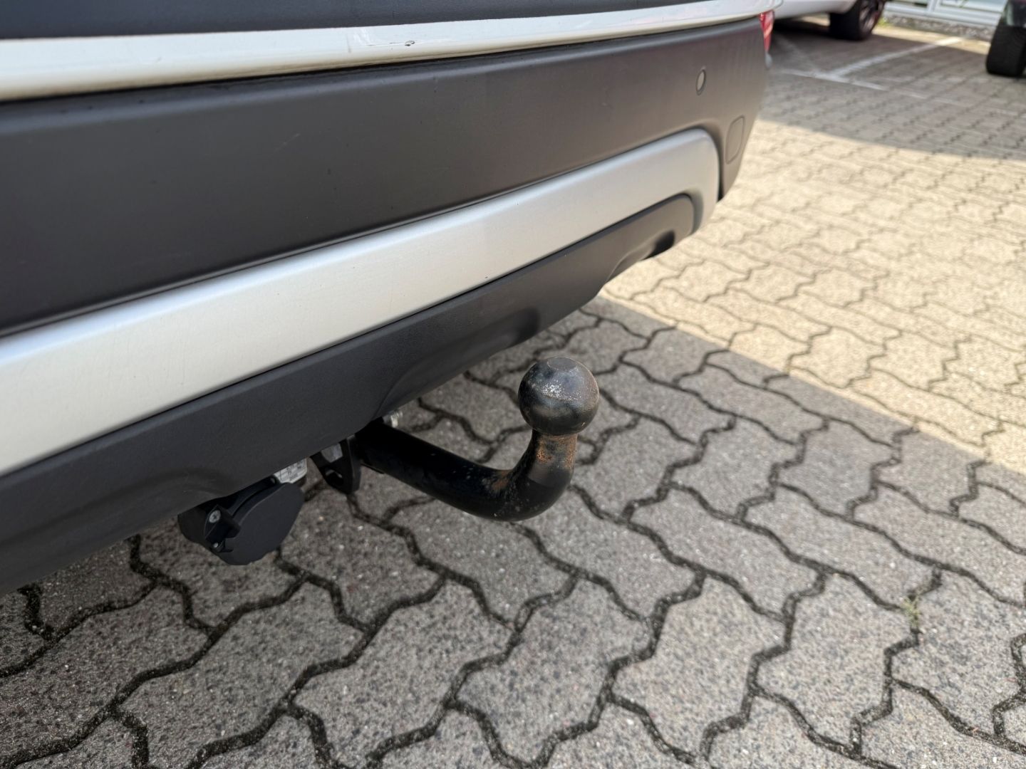 Fahrzeugabbildung Opel Mokka X Innovation mit Allwetter+PDC+AHK