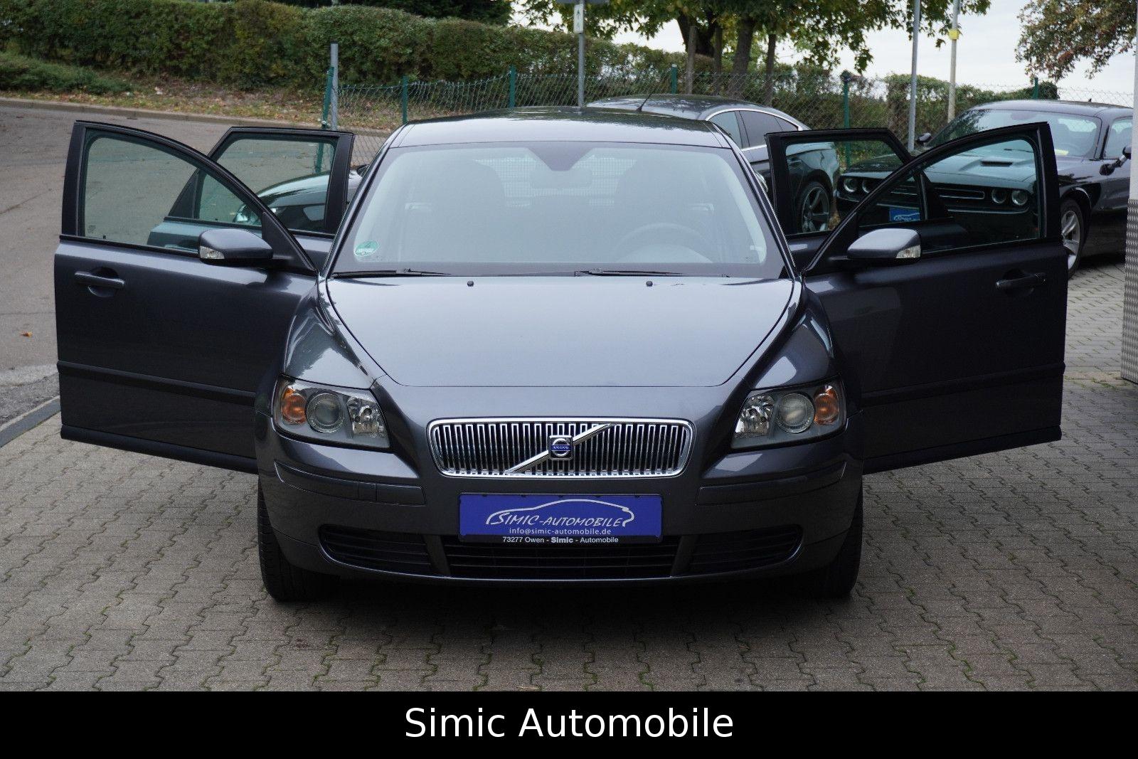 Volvo V50 2005 — photo 22