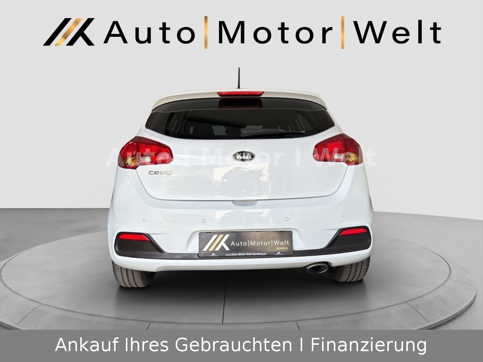 Fahrzeugabbildung Kia Ceed FIFA World Cup Edition ALU/SHZ/LKRDHZ/KLIMA