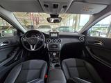 Mercedes-Benz A 200 BlueEfficiency+NAVI+AHK+KLIMA+SHZ - gebrauchte Mercedes-Benz A 200 aus dem Jahr 2014
