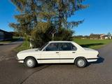 BMW 525e Oldtimer mit Wertgutachten  - BMW Gebrauchtwagen von 1985