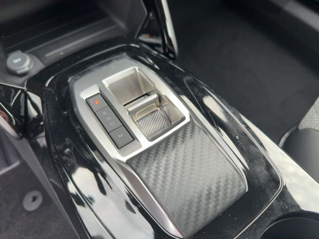 Foto Nummer 18: PEUGEOT 2008